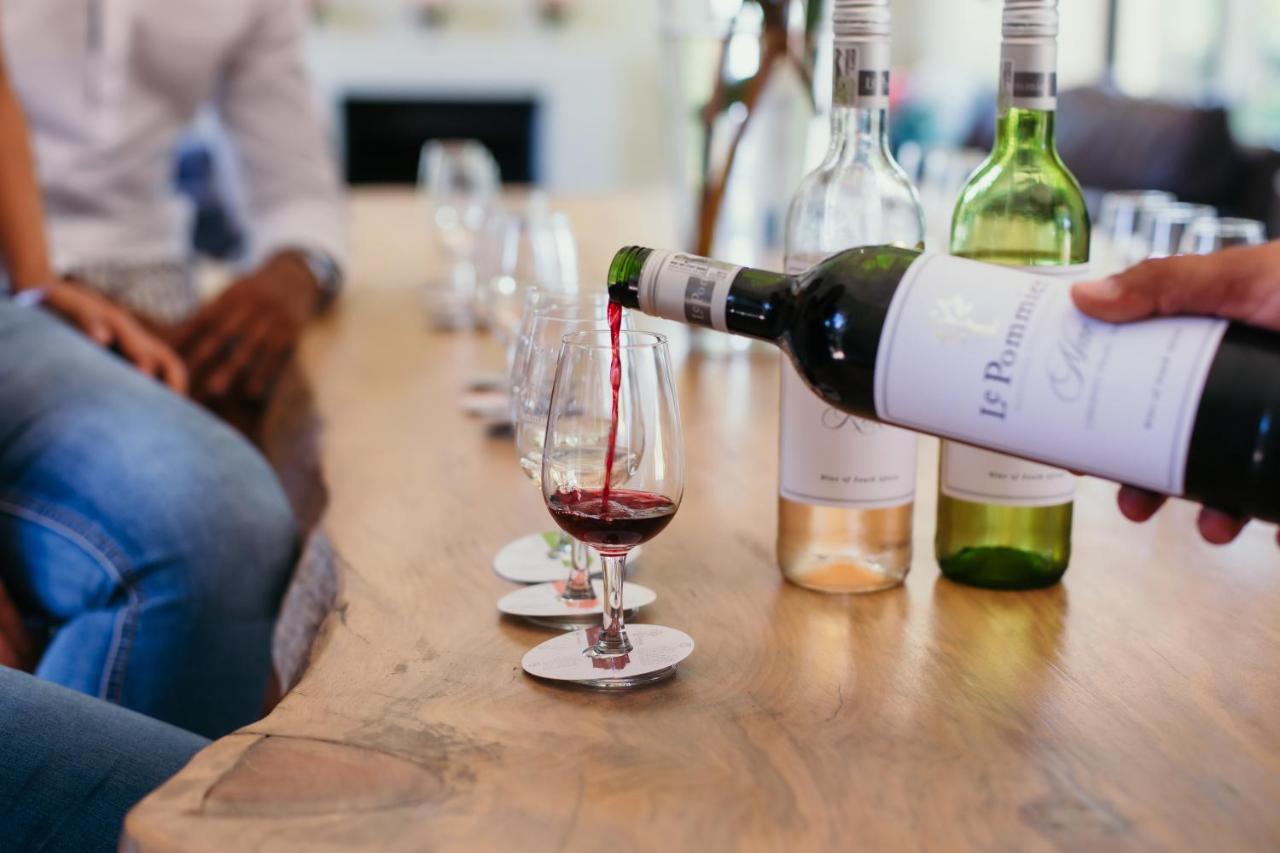 스텔렌보스 Le Pommier Wine Estate 빌라 외부 사진